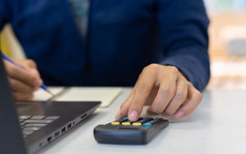 正规的股票配资配资利息低的配资平台靠谱吗？