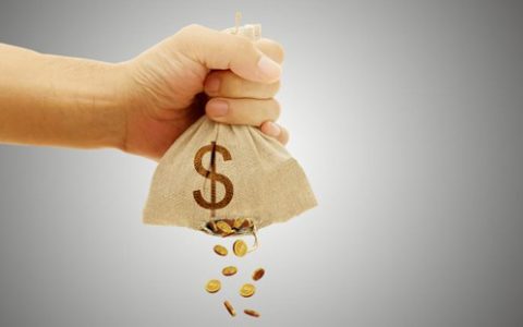 最好股票配资公司持续配资亏损是否应该继续坚持？