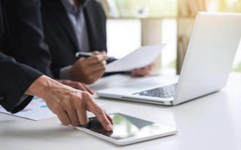 湖南期货配资为什么线上配资平台的用户大多都是年轻人？