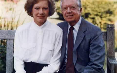 正规股票配资 相伴77年 99岁美国前总统卡特将出席妻子追悼会