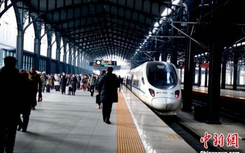 配资门户网 “5岁”哈牡高铁日运万人催热龙江冰雪游