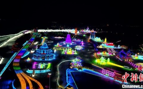 免息配资 游冰雪乐园观南极冰芯 长春冰雪节打造系列活动迎中外游客