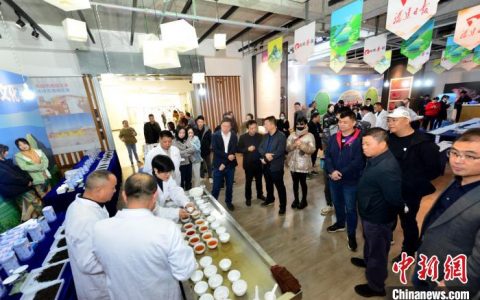 配资开户 24季两岸秋季茶王擂台赛10大茶王出炉 月底举行颁奖典礼