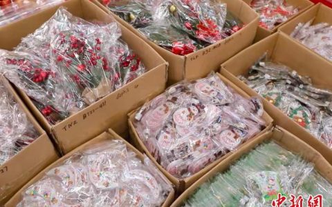 配资炒股网站 浙江义乌圣诞用品商户：“已接到来年采购订单”