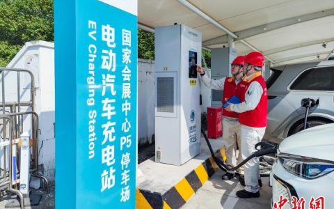 正规配资平台 “千桩换绿” 上海打造首批“绿色充电桩”