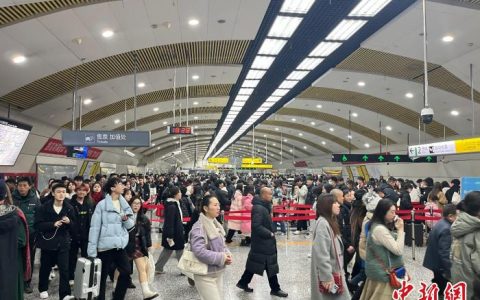 广州期货配资 重庆轨道交通单日客流超500万人次 创历史新高