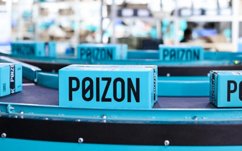 证券鑫东财配资 得物App荣获人民网“匠心服务奖”，先鉴别，后发货保障品质消费成效突出